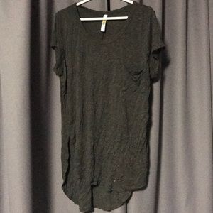 Gray pocket tee!